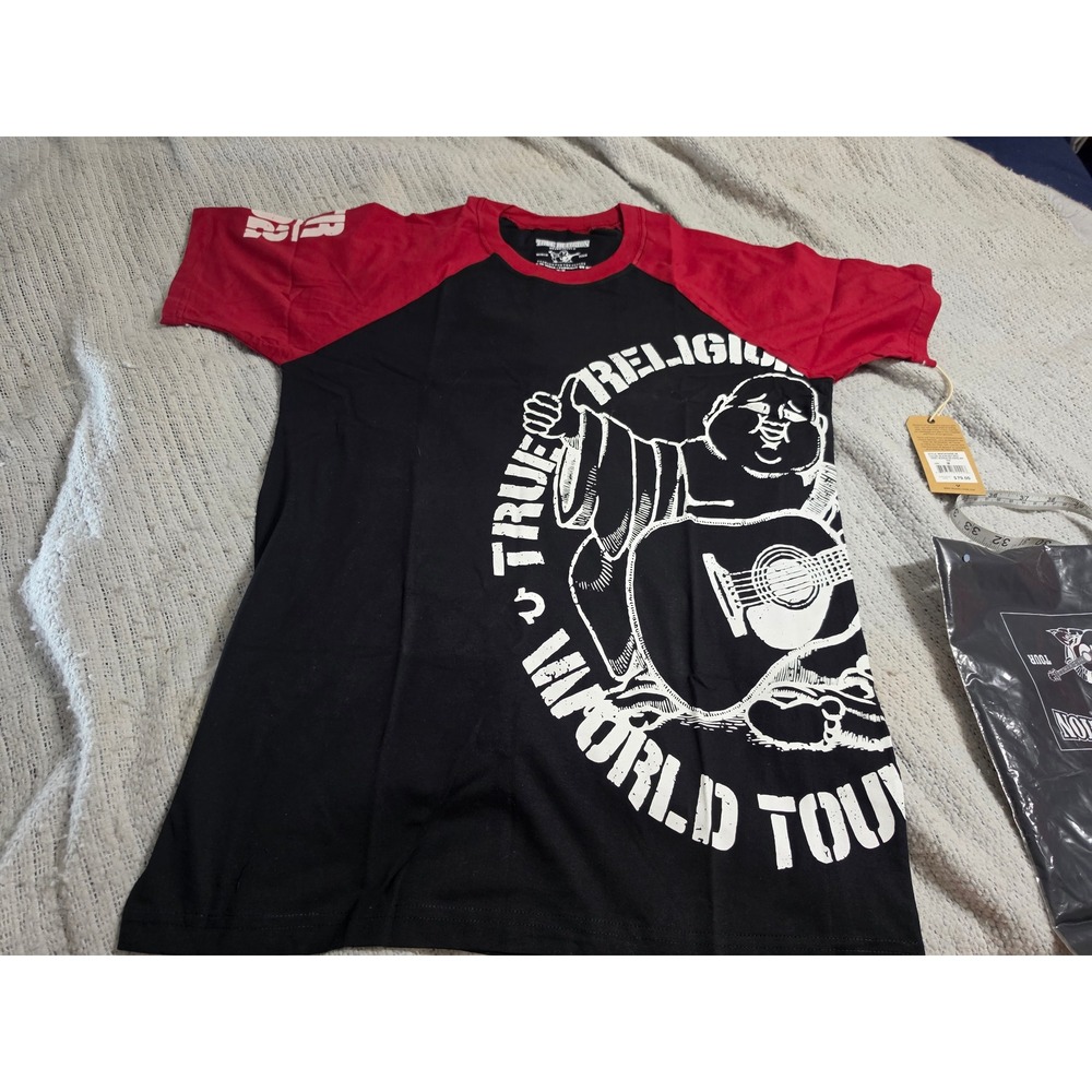 True Religion Mens World Tour Buddha Raglan T-Shirt Black Red M M40AS95EJK